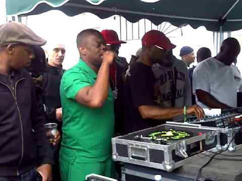 VID  4  DOMINIC   Tippa Irie @ SAXON SOUND   NOTTING HILL CARNIVAL 2011   Recorded By   Dj Warm n Easy   World Reggae Beat   bbc radio & World Beat Sound
