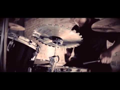 ROMPE CRANEOS - Self Destructive (Official Video)