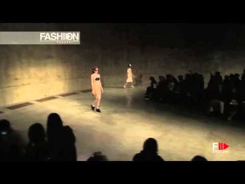"Simone Rocha" Full Show HD Autumn Winter 2013 2014 London p-a-p Women by FashionChannel