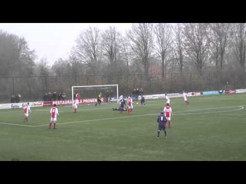 Voetbalwedstrijd FC Trias - SVBV