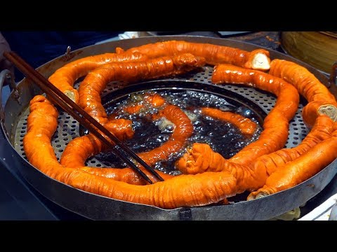 Deep Fried Pig Intestines 炸大腸 - Hong Kong Street Food / Temple Street Night Market, Hong Kong