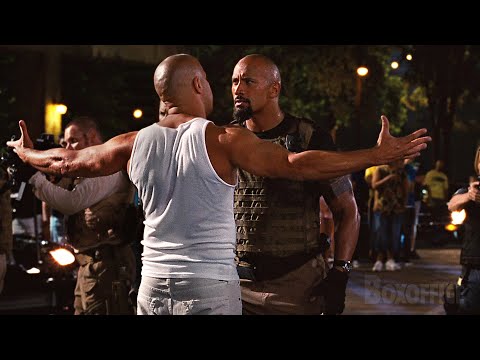 Questo è il Brasile | Hobbs prova ad arrestare Dom | Fast & Furious 5 | Clip in Italiano