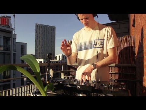 Macarite Balcony Sessions 001