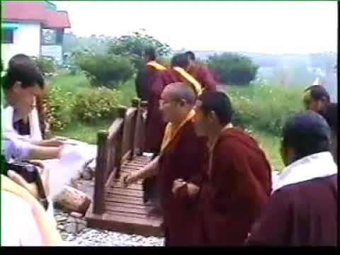 HH Penor Rinpoche and HH Dungsey Trinley Norbu Rinpoche meets in USA 2001