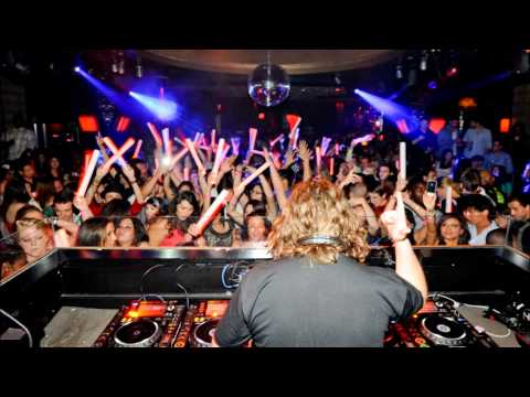 Sunrise (Won't Get Lost) - The Aston Shuffle vs Tommy Trash