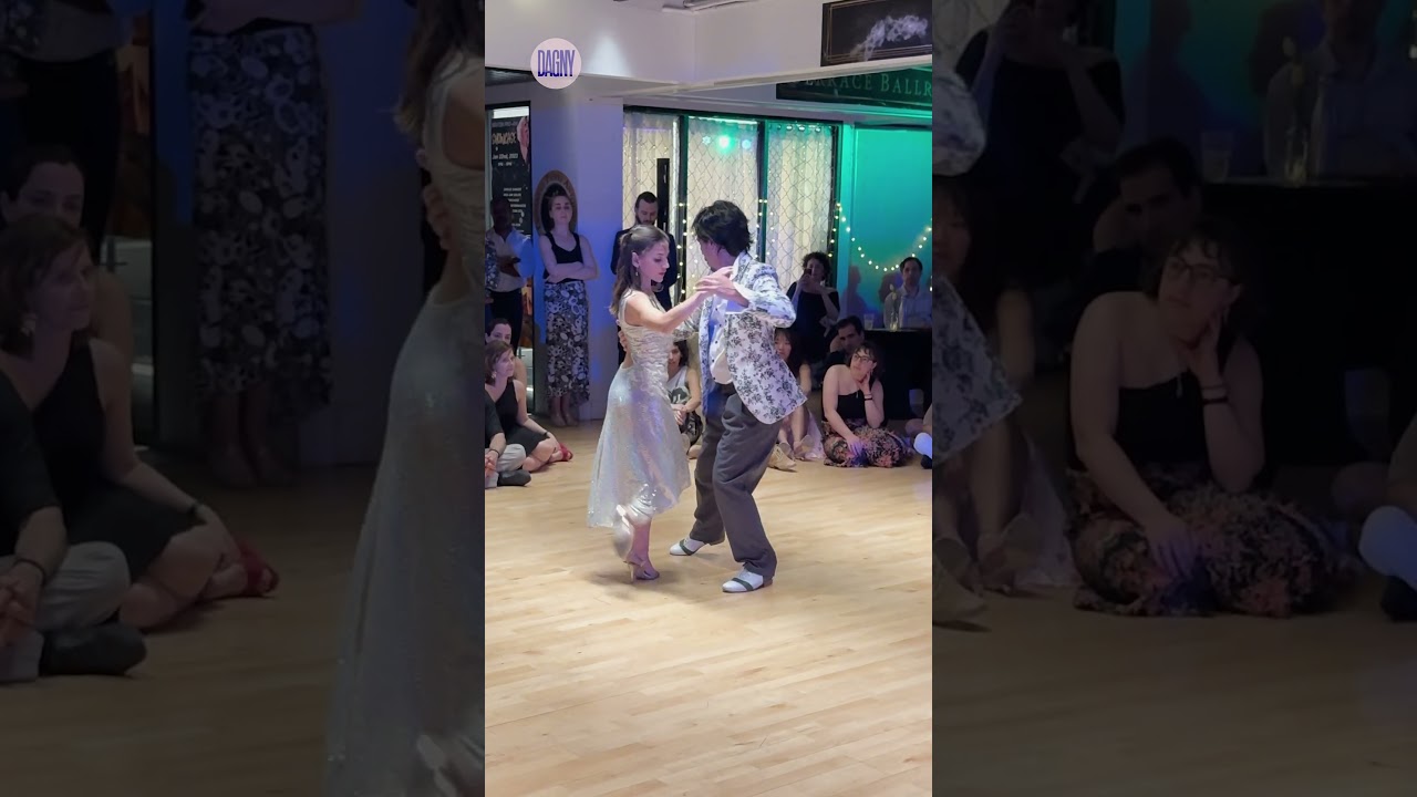 Gaston Torelli & Gri Montanaro Argentine tango to "La Abandoné y No Sabía" (10/11)