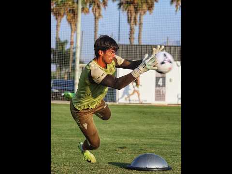 El Córdoba en su primera sesión matinal en el 'stage' de Oliva