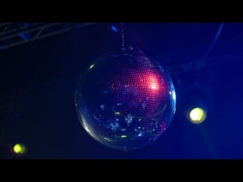 erobé x Durables x Yungthunder x Lyfrix - Tanz mit mir allein (REMIX)