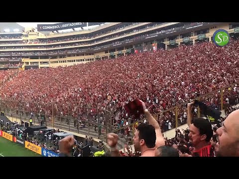 "Torcida do Flamengo &quot;marcando&quot; o gol da vitória sobre o River Plate" Barra: Nação 12 • Club: Flamengo