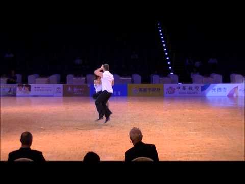 Neven IVIC und Ivana MIHALIC WDSG Kaohsiung 2013 R´n´R Fußtechnik