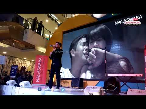 Full Performance  Delon Live @ MOM3NTUM 2018