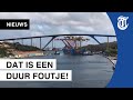 Inschattingsfout: vrachtschip botst tegen brug