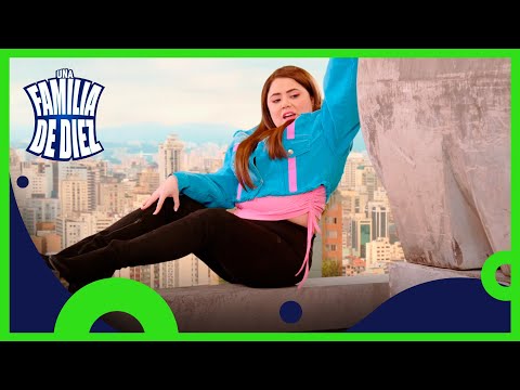 La caída de Martina desde la azotea | Una familia de diez | C5 5/5 T8 | Distrito Comedia