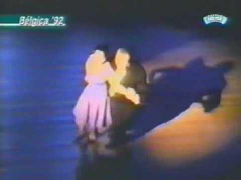  Pepito Avellaneda  is  dancing  to  the  tango  "  Te Aconsejo Que Me Olvides  "