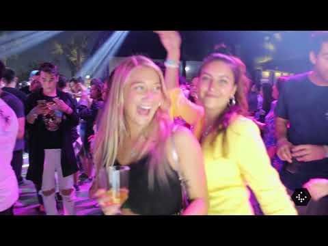 Luciano Garrido Connecting 001 :: Bosque Luz - Santiago, Chile.