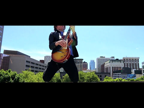 The Thirsting - Stepping Into The Day (Official Music Video)