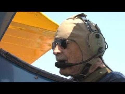 WWII veteran soars the skies one last time