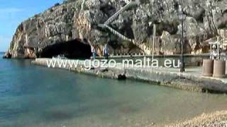 preview picture of video 'Xlendi Bay Promenade Gozo Malta'