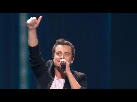 Niels Destadsbader zet Sportpaleis zonder overoverdrijven op zijn kop! | Rode Neuzen Dag