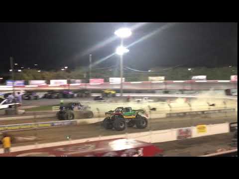 Bigfoot vs Snake Bite Nashville TN