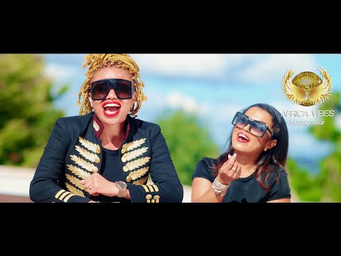 CASSMIRO ft SOAROVA  - Tsy atao mahakivy/Nouveauté clip Gasy 2021/AFRICA VIBES MADAGASCAR
