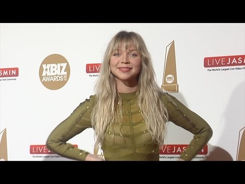 Jessie Andrews XBIZ Awards 2016 Red Carpet Fashion