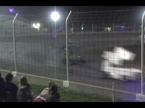 060609 600's FEATURE