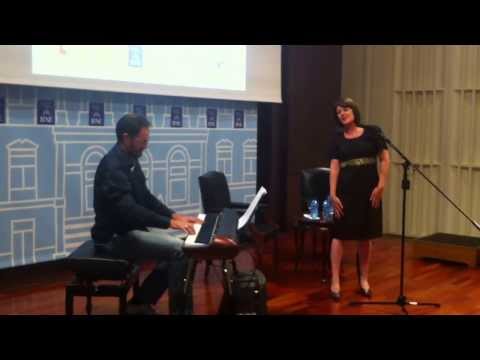 Bésame mucho - Cristina Vlasin & David Sanz - Biblioteca Nacional de España - 2013