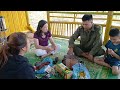 Tam And Nhan Visited Ha S Family They Chatted And Cooked A Meal Together