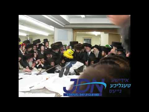 Purim With Tzadikim of Yesteryear: Skulen Rebbe Ztl