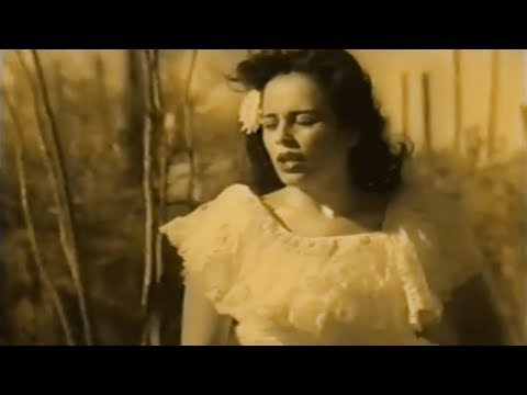 Karina Moreno - Por Amor (Video Oficial)