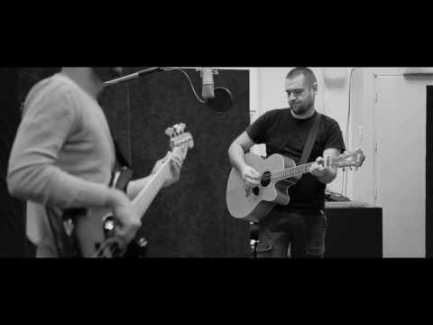 Fluentes - Možda mir (Official video)