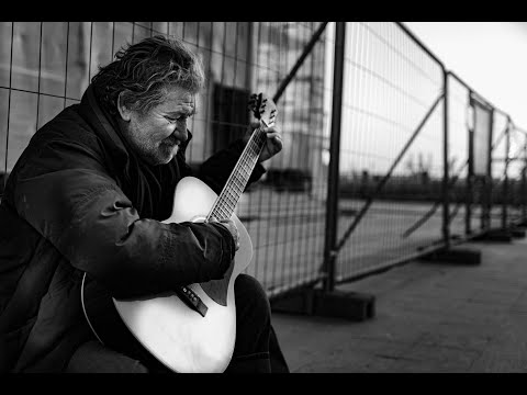 Gigi Dumitrele : N-ai nevoie de prieteni