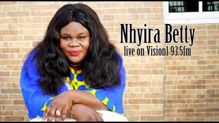Nhyira Betty   live worship and  Live band on Vision 1 93 5 fm