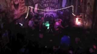 SNIFFING GLUE - Live Unpleasant Meeting Fest II