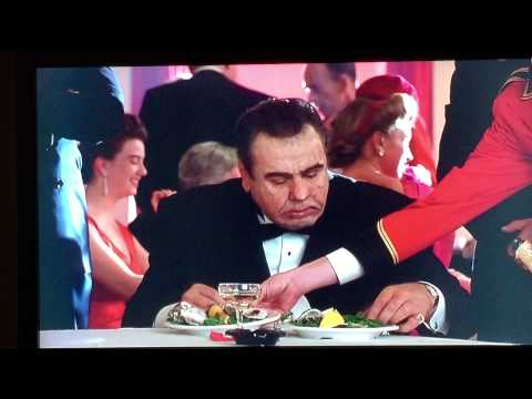 Lips Manlis Oysters (Dick Tracy 1990)