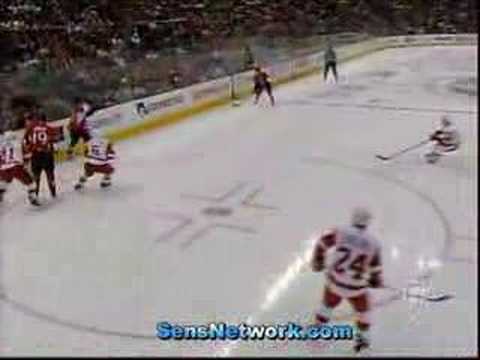 Alfredsson's goal 1/2 vs Red Wings - Jan 12/08