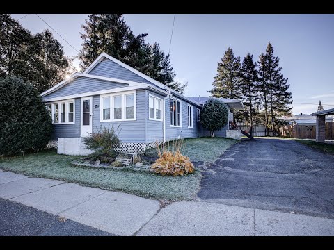 92 Main St E Chelmsford, Ontario - $320,000