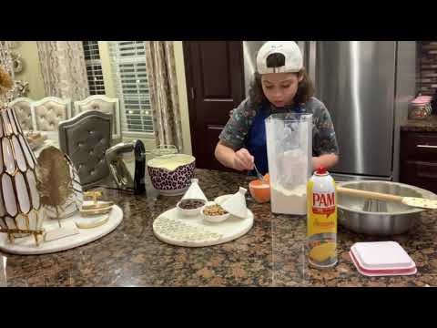 How to make a walnut chocolate chip cake