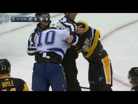 NHL Fight - Lightning @ Penguins - Perry vs Lafferty - 26/10/2021