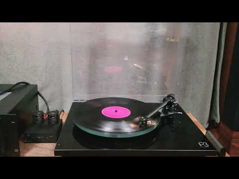 [12DJGLOBE780 D] Hypasonic V Jorg Schmid - Doesn't Matter (Squad-E v Re-Con Remix) [2007]