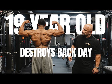 19 Year Old Natural Bodybuilder DESTROYS Back Day