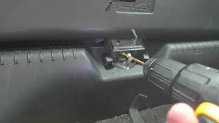 How to Open a Kia/Hyundai tailgate if the boot won't release or is broken