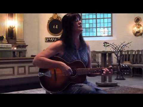 HERR THÖRES DÖTTRAR I VÄNGE