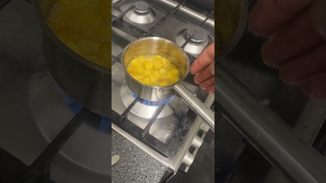 Dangerous Cooking Mistake 😰