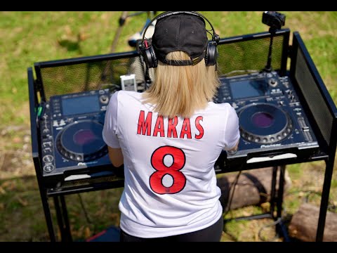 Ilona Maras - Swiss Castle DJ mix (Melodic/Peak Techno)