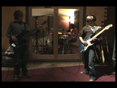 Satch Boogie by Joe Satriani / Performed by Kids!