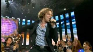 David Bisbal - Esclavo de sus besos en directo - Disco del año (TVE 30-12-2009)