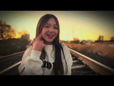 Gustarme Tanto - (Official Video) Nia Mora x Greeg Mora