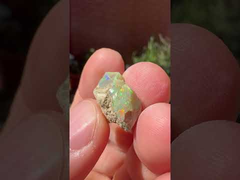Opal Etiopian de Foc, brut, E16